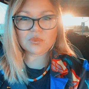 Meet your Posher, Cara